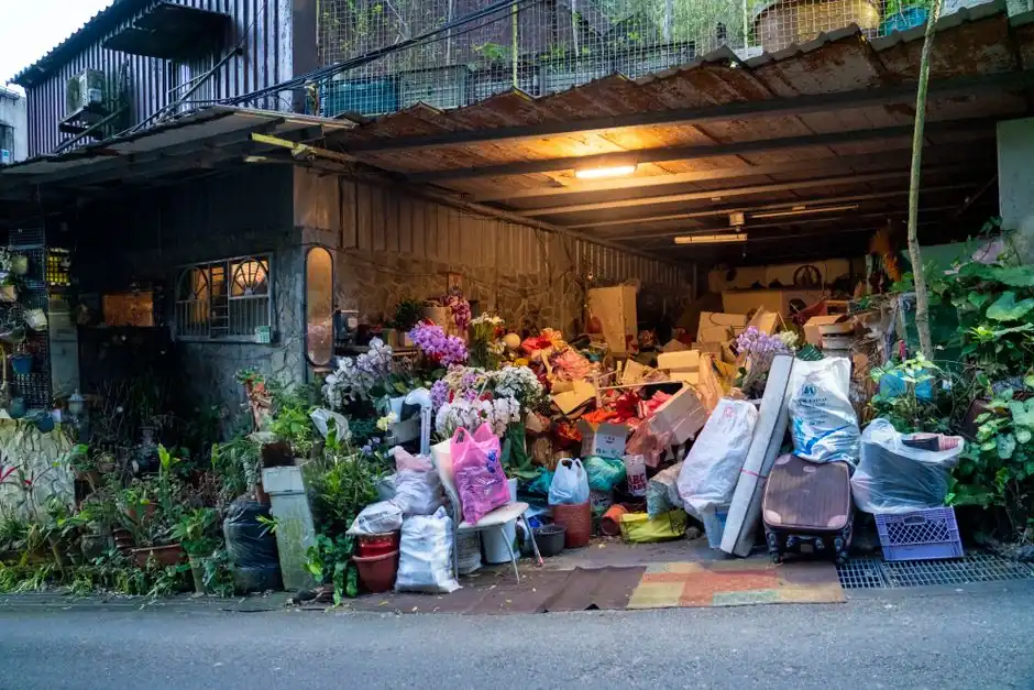 Professional Hoarding Cleanup in Katy